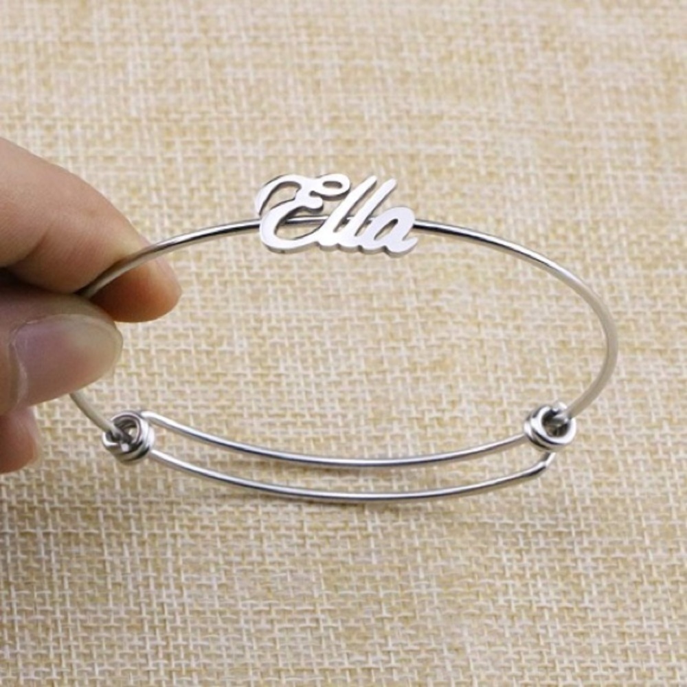✨ELLA  ADJUSTABLE NAME BRACELET  *NWT*✨